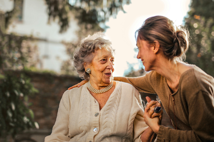 New Caregiver Checklist: How to Support Aging Parents